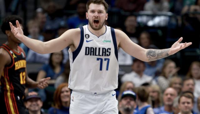 竞技宝赛事数据-孤星带队行不通？交易截止日前东契奇表达补强诉求